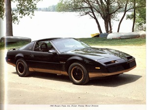 1982 Pontiac Firebird Trans Am Racaro-01.jpg